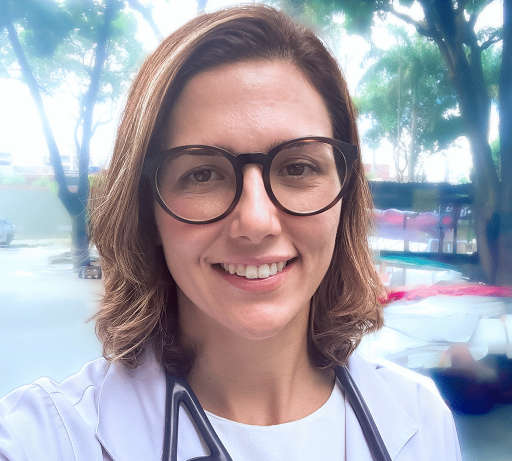 Dra. Camila Barbosa - Médica nefrologista em Recife